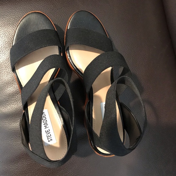 Steve Madden wedge sandals - Picture 4 of 5